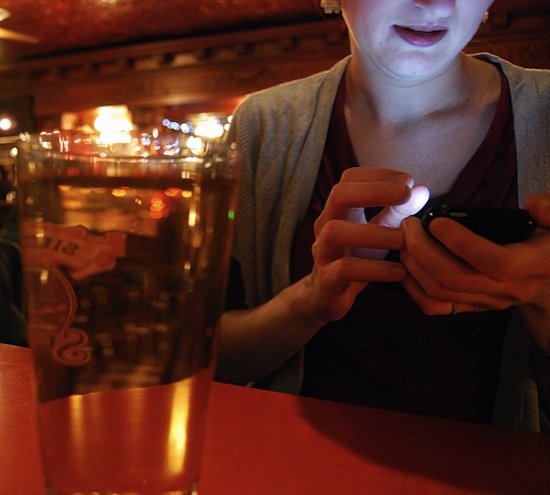 pint and phone 550